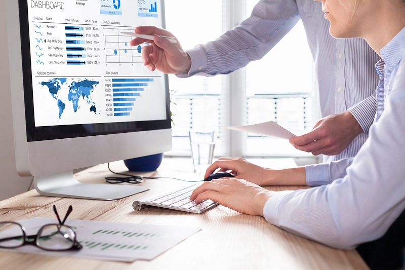 انواع CRM و نقش crm استراتژیک